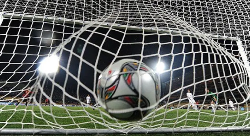 31 MAÇTA 36 GOL ATAN KANE'YE ALTIN AYAKKABI VERİLDİ...