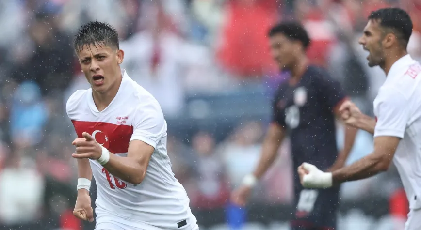 ARDA'NIN SAKATLIĞI MİLLİ TAKIMDA ENDİŞEYE NEDEN OLDU!