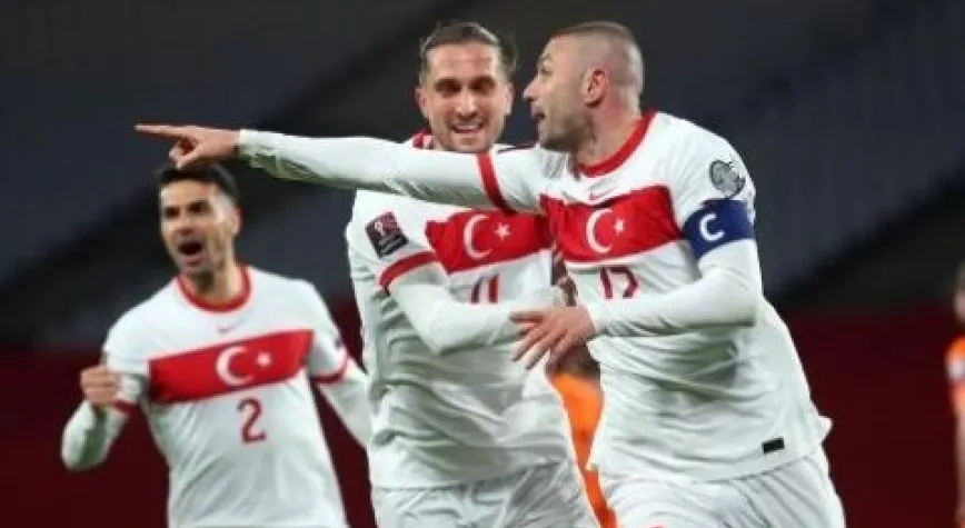 BURAK YILMAZ'A ÖVGÜLER...