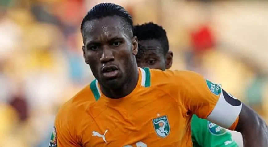 DROGBA VE EBUOE YIKILDI!