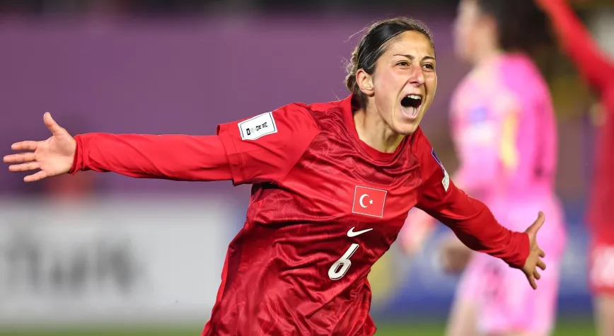 DÜNYA KUPASI'NA KATILMAK İÇİN KADIN MİLLİLER PLAY OFF'TA MÜCADELE EDECEK!