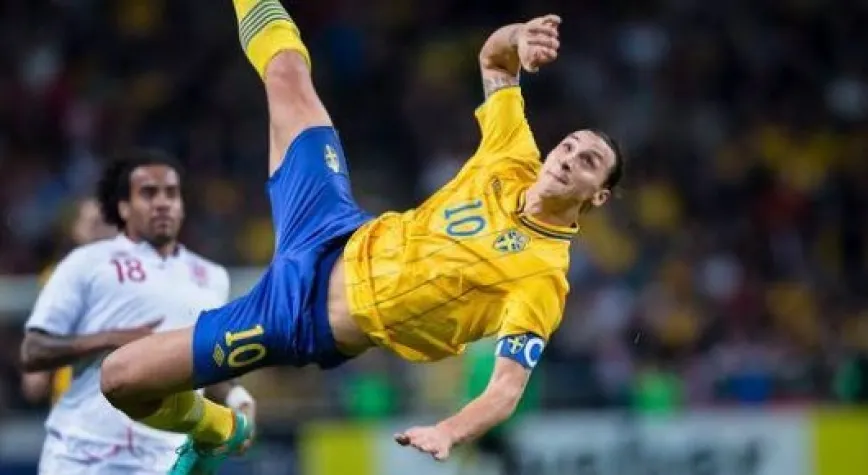 DÜNYANIN EN İYİ FUTBOLCUSU KİM?