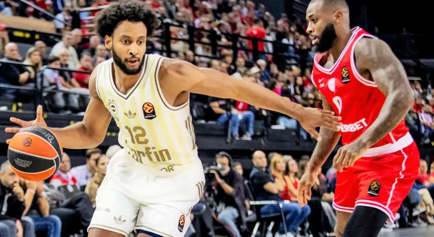 FENERBAHÇE YUNANİSTAN'DA GALİP!