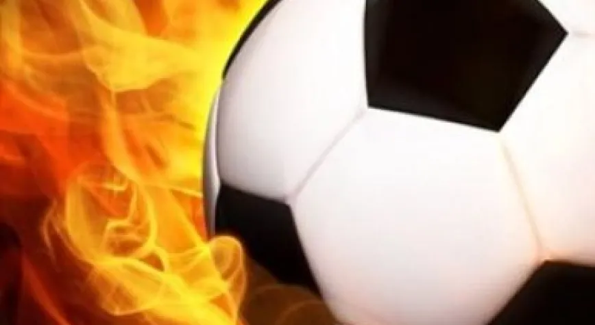 FUTBOLDA GÖRÜLMEMİŞ CEZA!