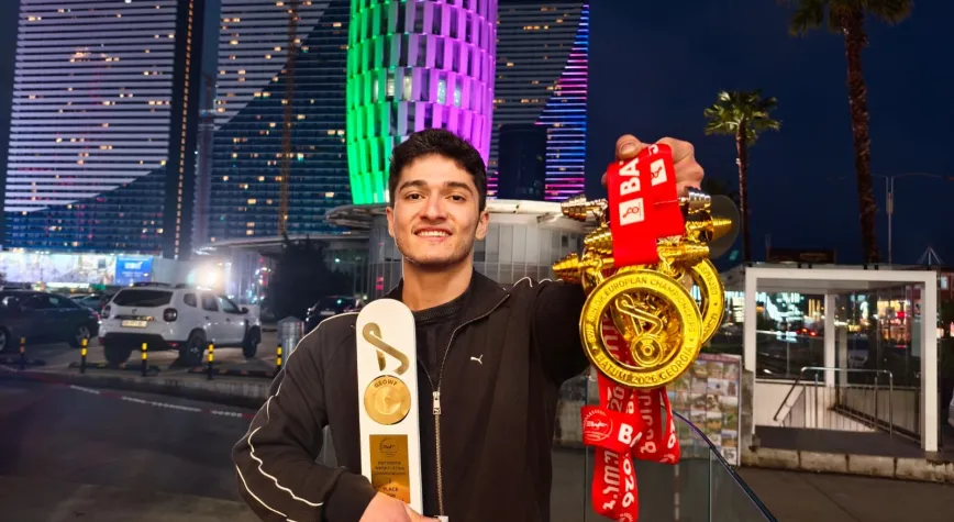 HALTERİN SÜPER YILDIZI: MUHAMMED...