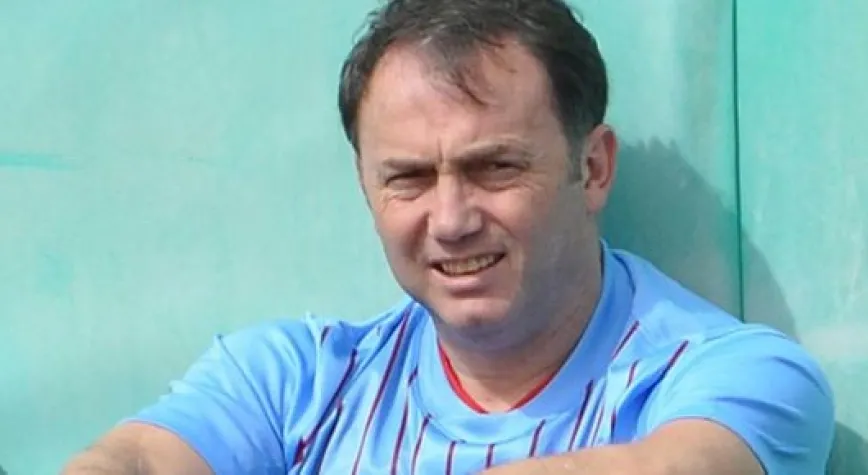 HAMİ HENRİQUE'Yİ KESTİ!...