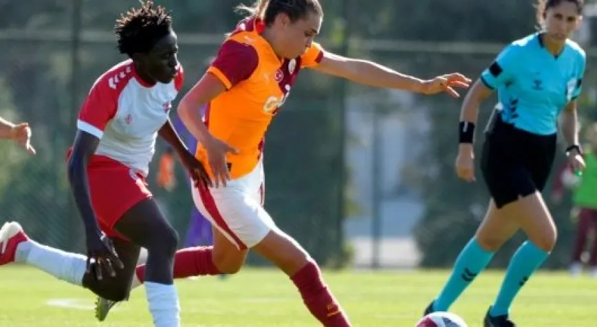 KADINLAR FUTBOL LİGİ BAŞLADI...