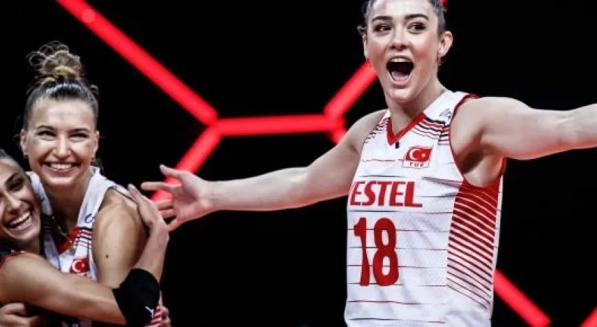 KIZLAR RUSLARI DEVİRDİ!..