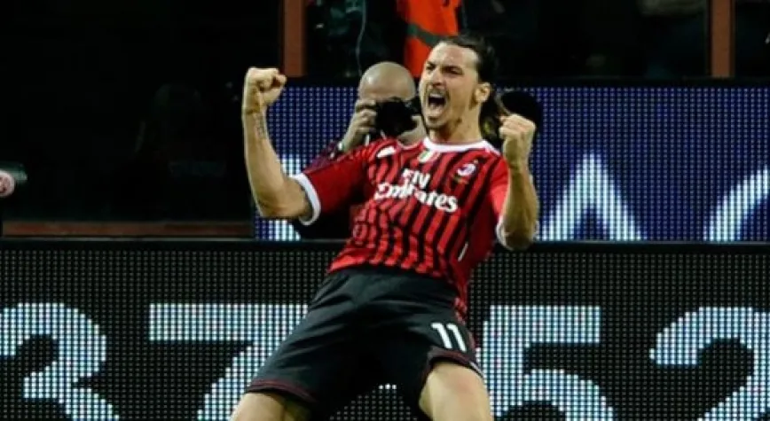 MILAN DİRETİYOR, IBRA PSG'Yİ İSTEMİYOR