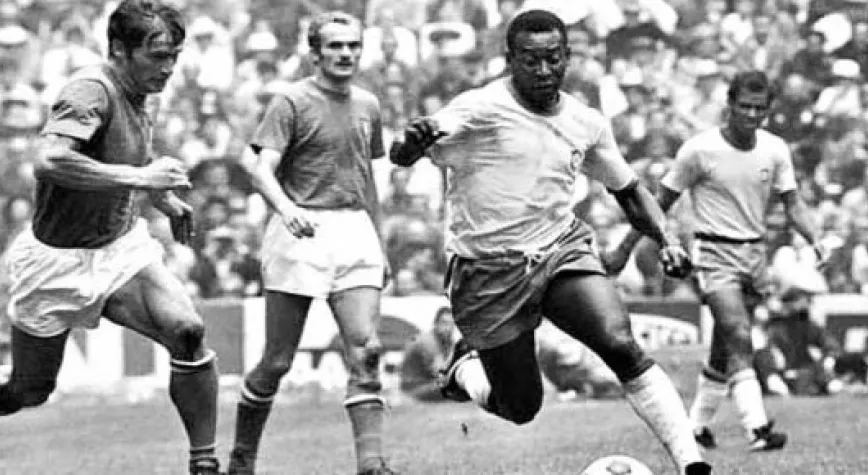 PELE İYİ DE BİR KALECİYDİ...