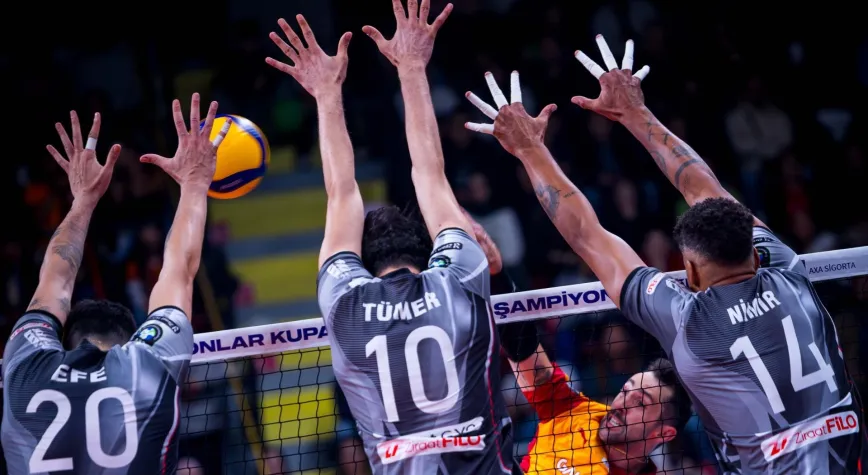 ŞAMPİYONLAR KUPASI G.SARAY'IN...