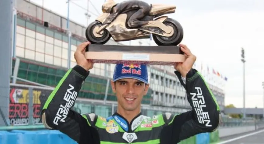 ŞAMPİYONLUK KUPASI SOFUOĞLU'NUN ELLERİNDE!