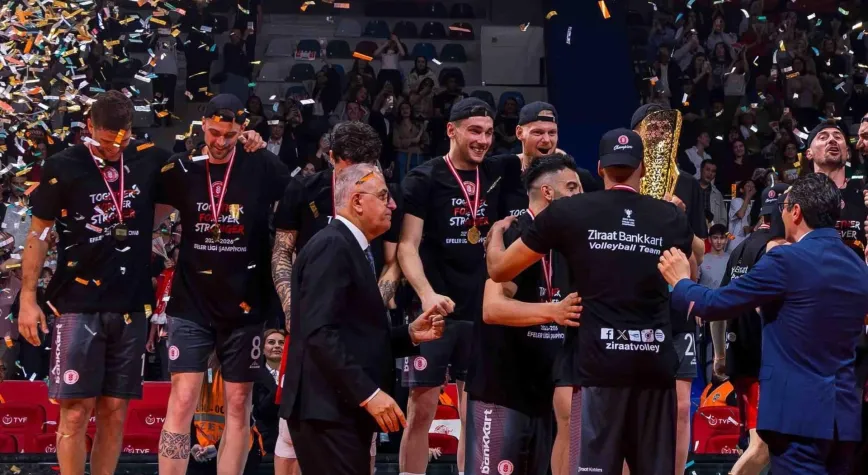 ZİRAAT BANKKART 5. KEZ EFELER LİGİ ŞAMPİYONU OLDU